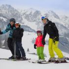 N1 A2527 B B Kaiserwinkl Tirol Skifahren Familie Klein